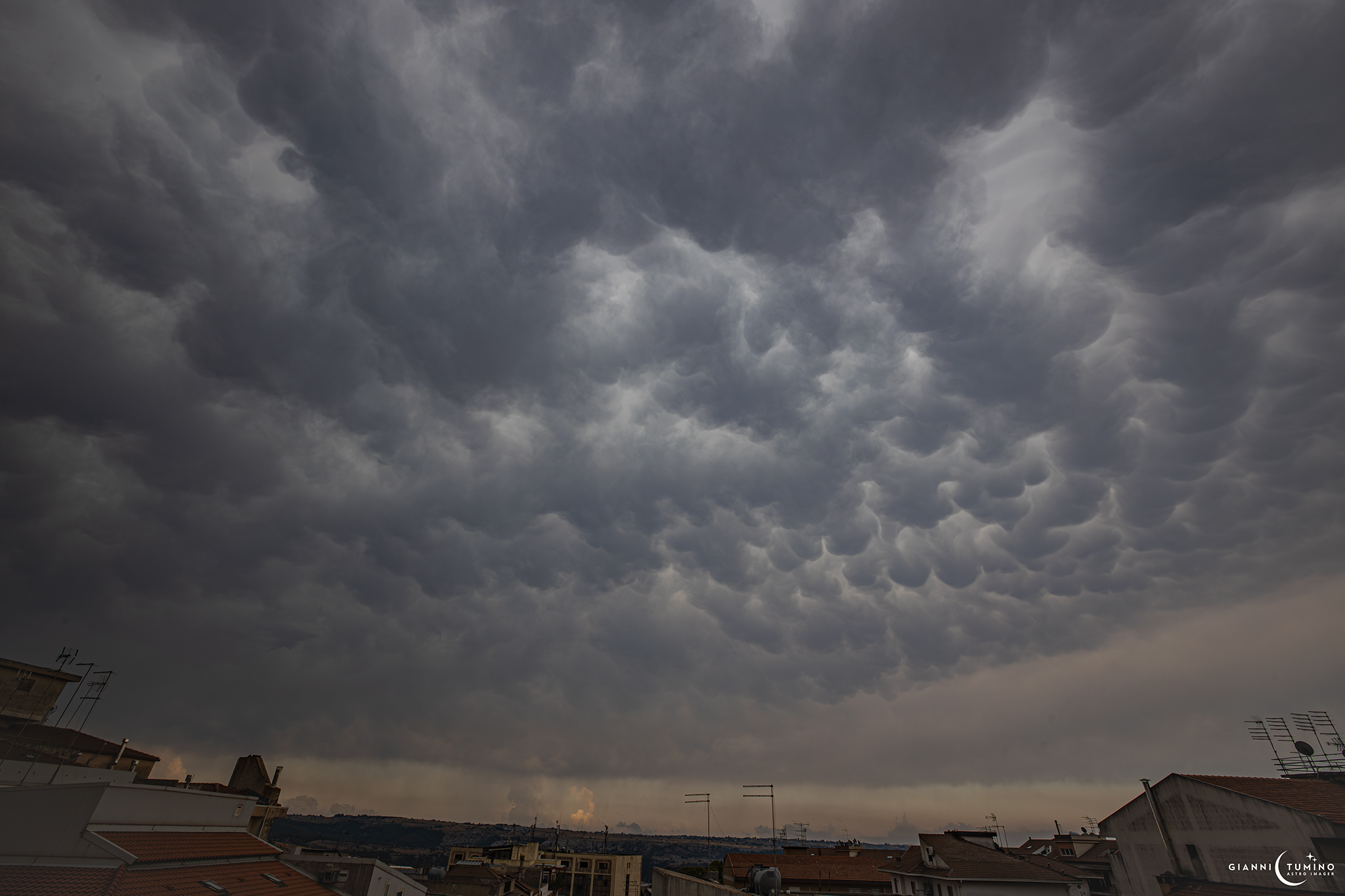 nubi Mammatus ragusa