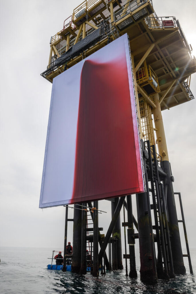 protesta greenpeace piattaforma shell
