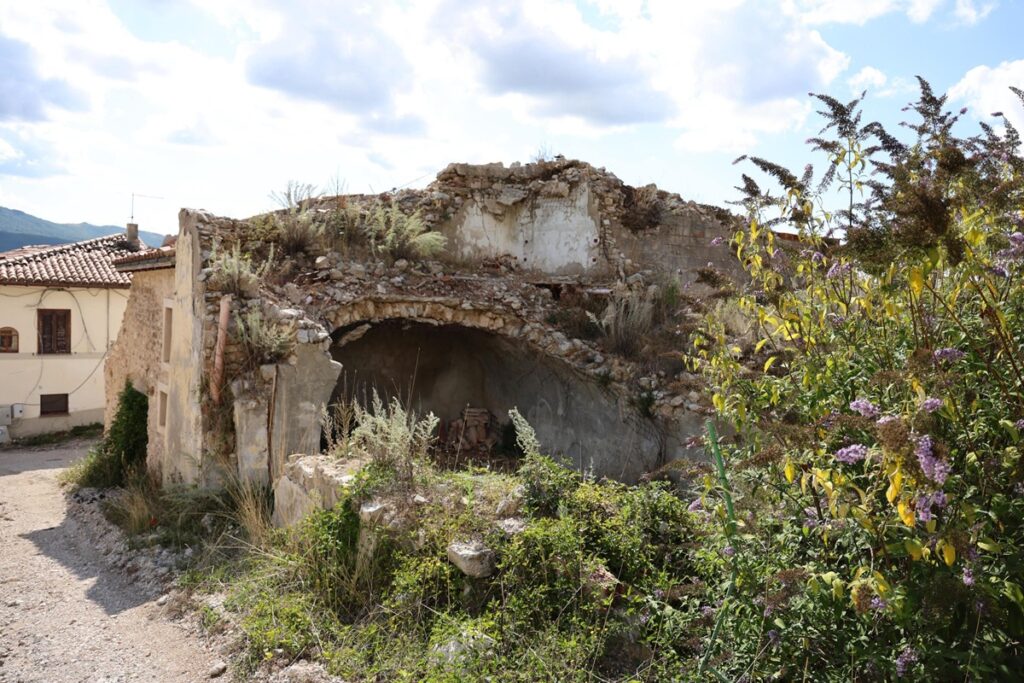 terremoto centro italia san pellegrino di norcia