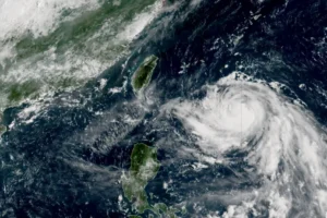 tifone podul taiwan