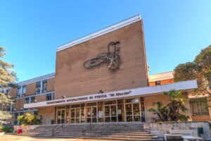 La sede del Dipartimento universitario di Fisica di Bari