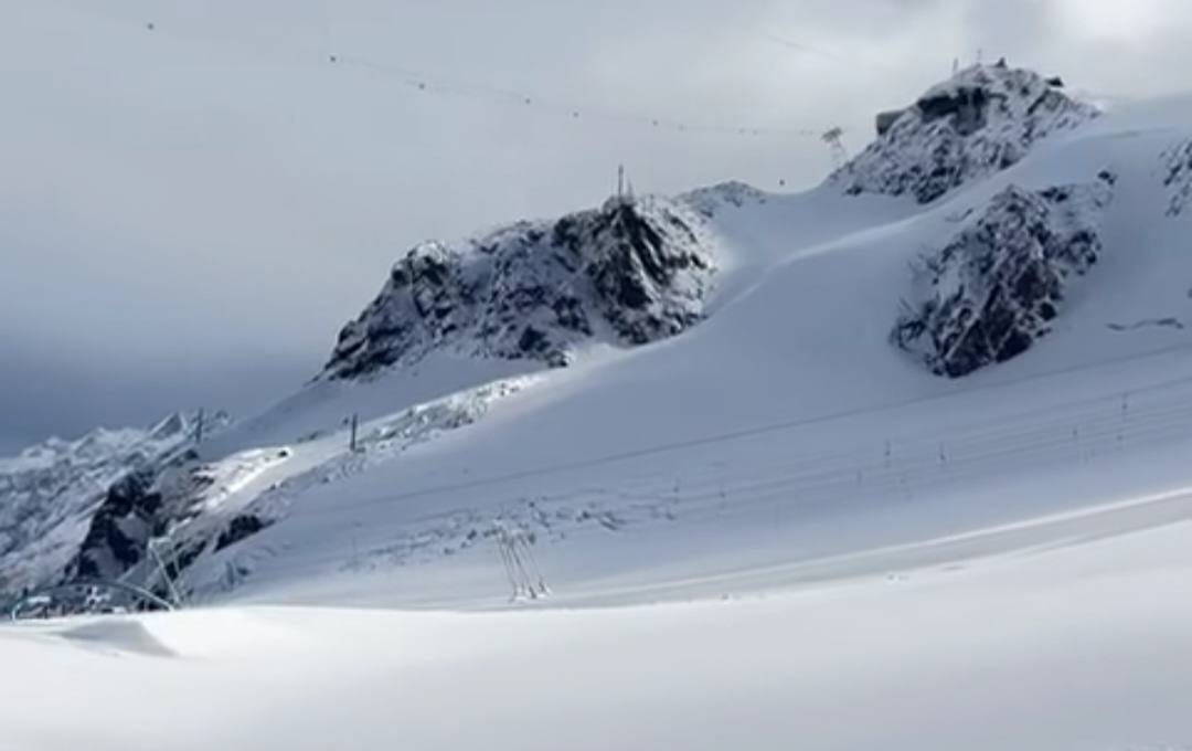 Meteo, nevicata spettacolare al Plateau Rosa: fino a 60 cm di neve fresca a fine settembre