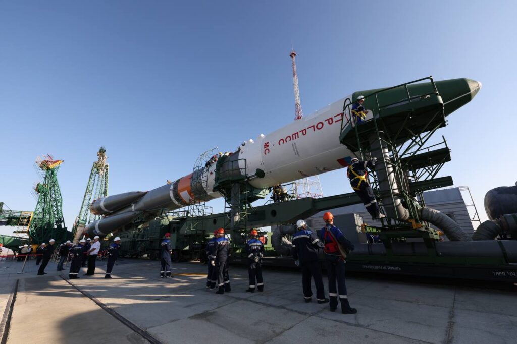 Progress MS-32 cargo russo iss