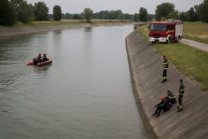 Uomo annega soccorsi