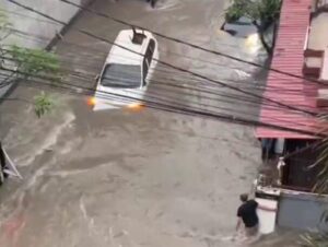 alluvione maltempo bali indonesia