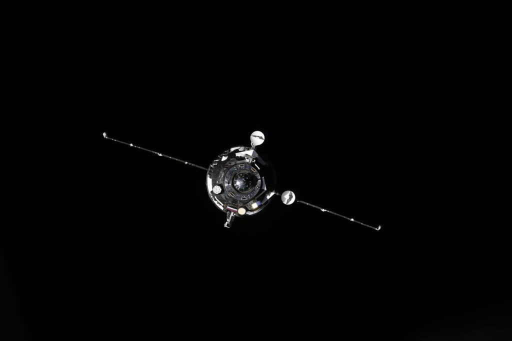 attracco progress iss