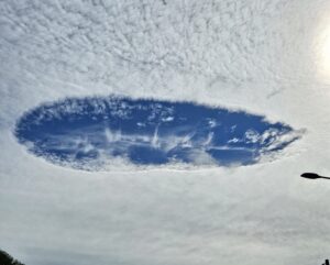 cielo nuvole virga francia