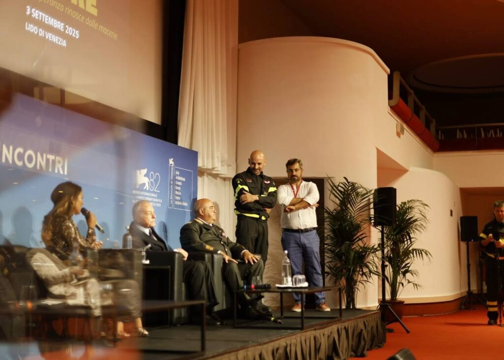 cortometraggio in re minore vigili del fuoco