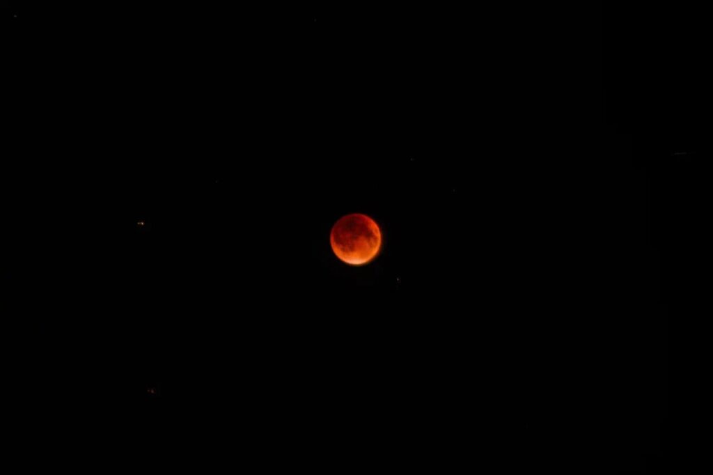 eclissi di luna 7 settembre 2025