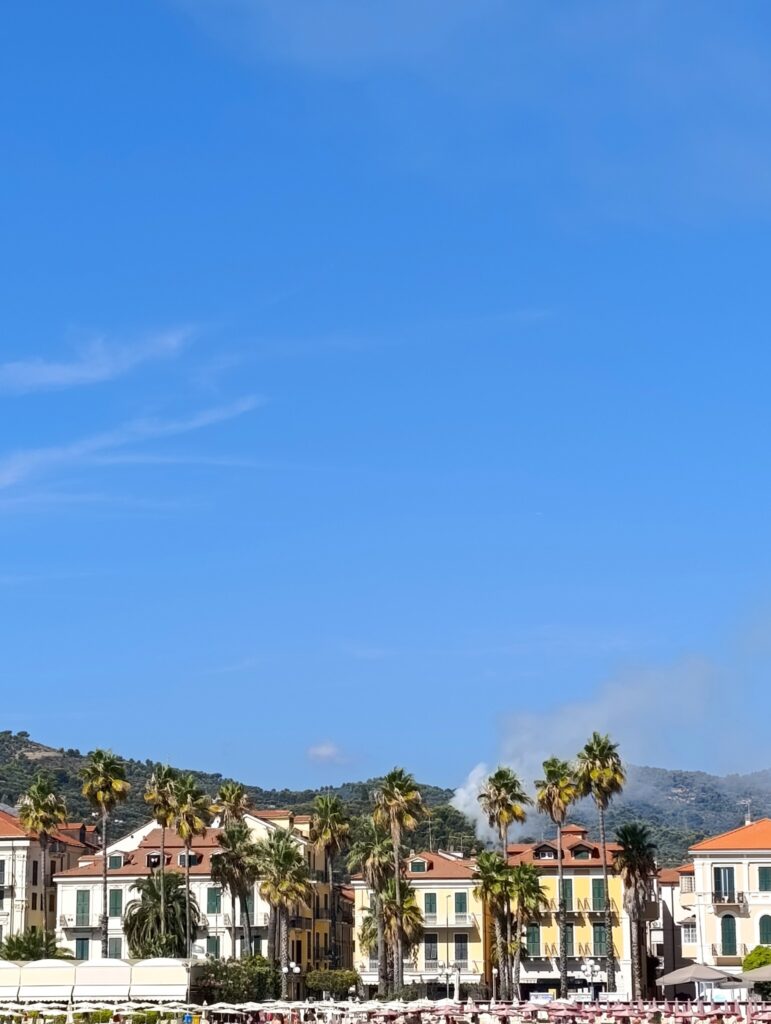 incendio diano marina liguria
