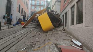 incidente ascensore panoramico lisbona