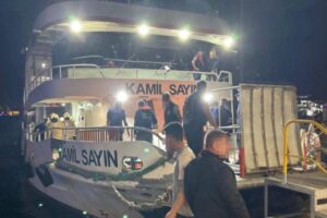 incidente traghetto nave bosforo