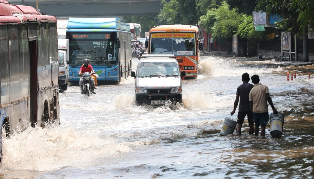 inondazioni delhi india