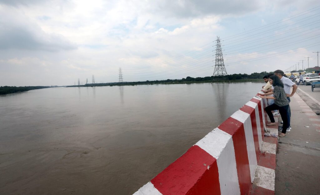 inondazioni delhi india