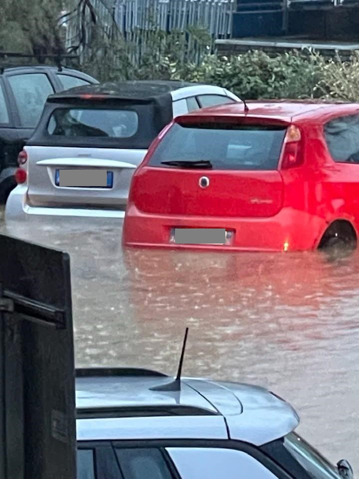 maltempo liguria la spezia lerici allagamenti