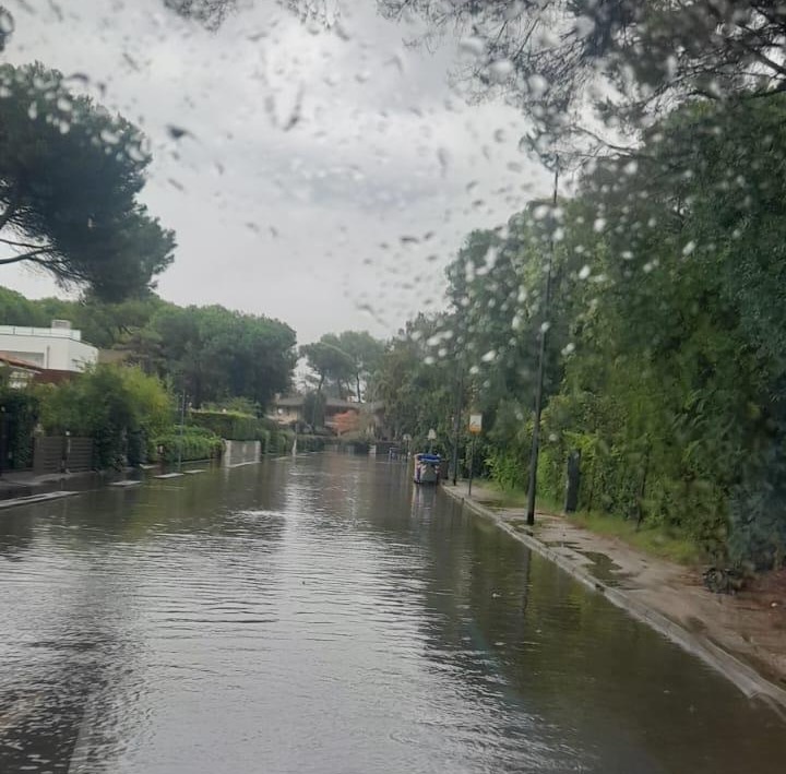 Maltempo Friuli, Lignano e la costa sono le aree più colpite: 190mm in poche ore. Il punto