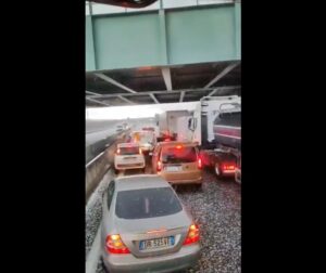 maltempo grandine autostrada