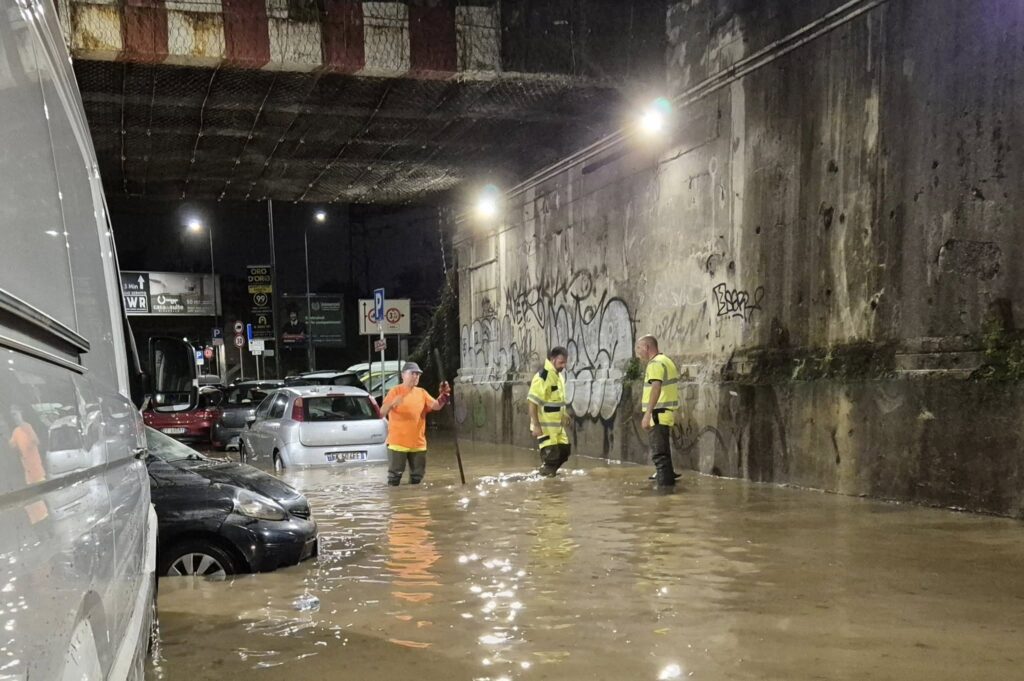 maltempo milano esondazione seveso