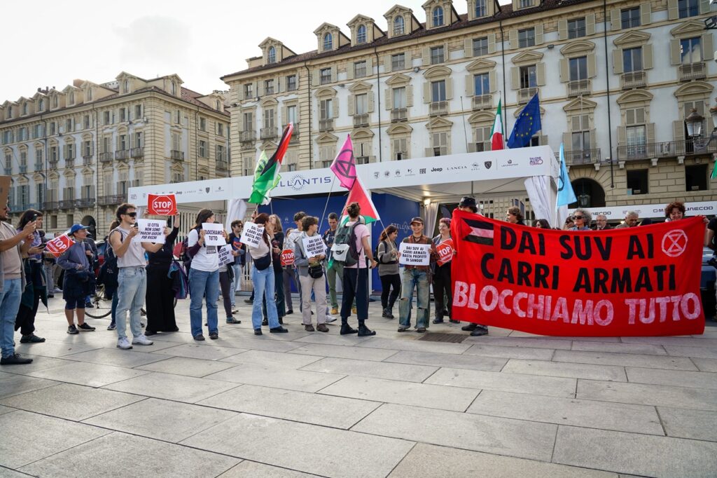 protesta extinction rebellion salone auto torino