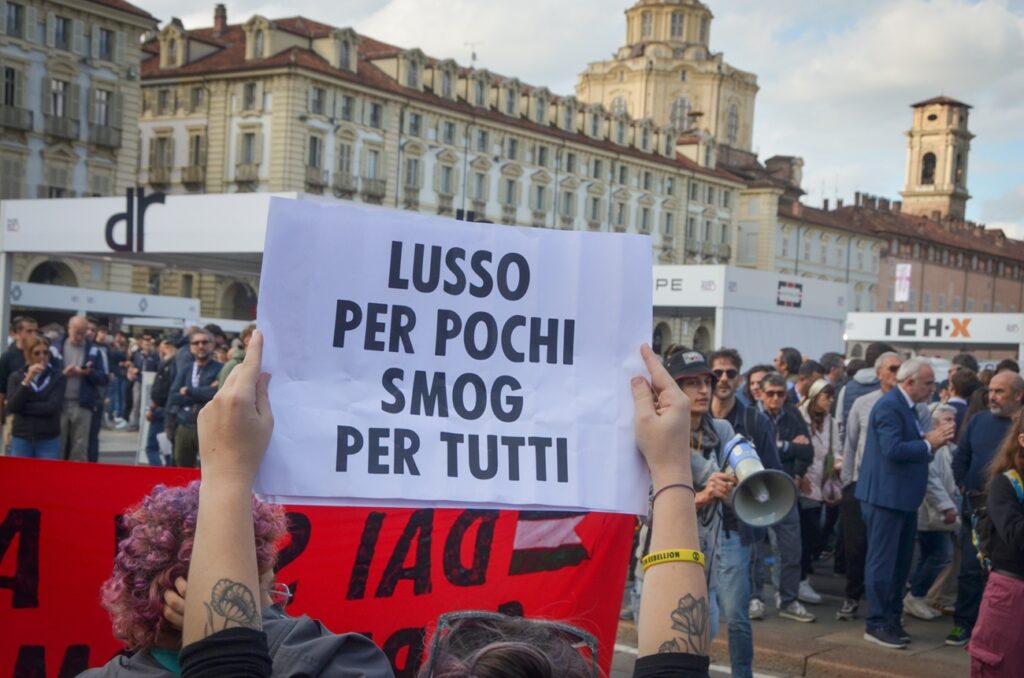protesta extinction rebellion salone auto torino