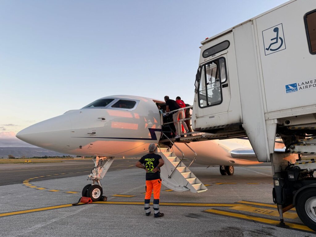 trasporto sanitario urgente aeronautica militare lamezia terme ciampino