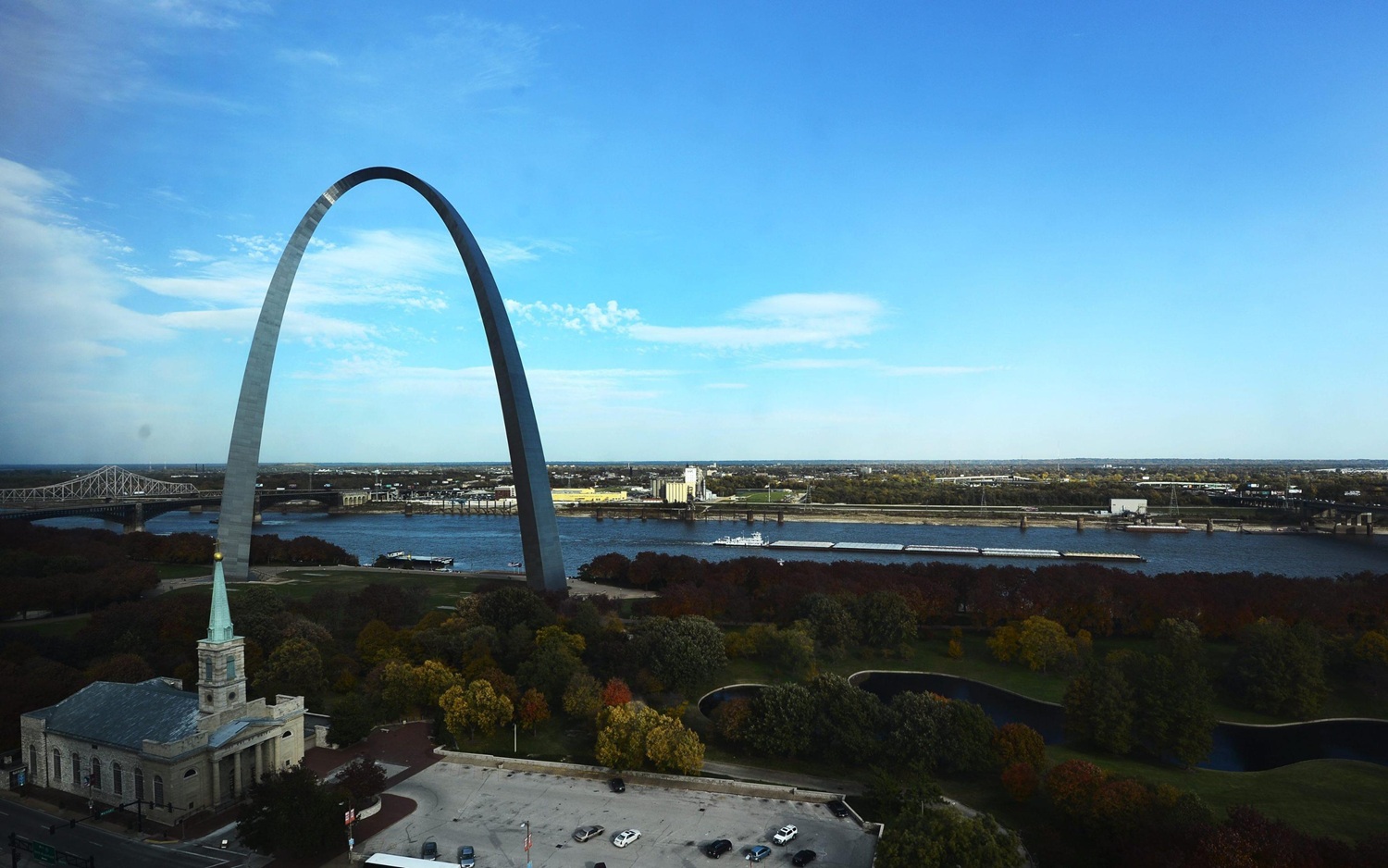 Il 28 ottobre 1965 Saint Louis inaugurava il Gateway Arch