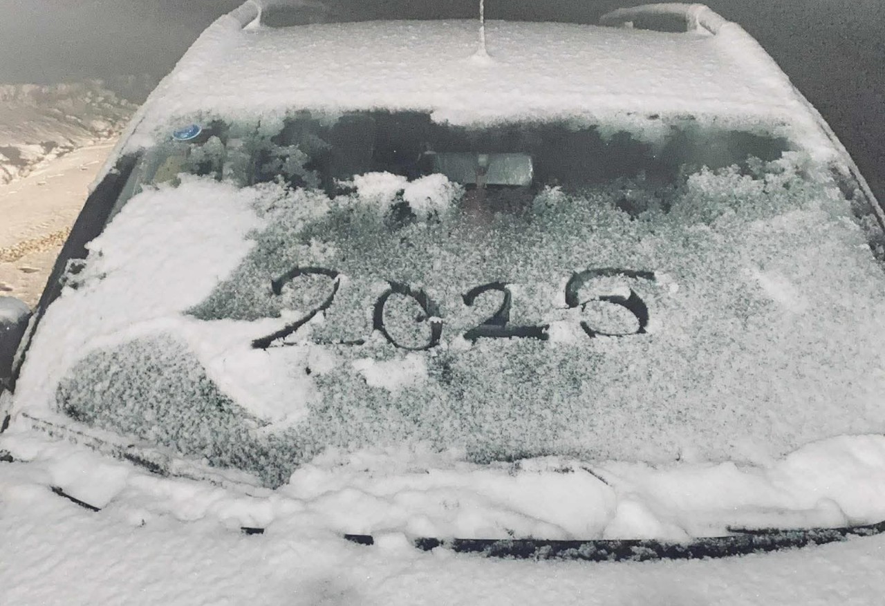 Meteo, crollo termico in Turchia: prima neve dell’anno e temperature sotto media