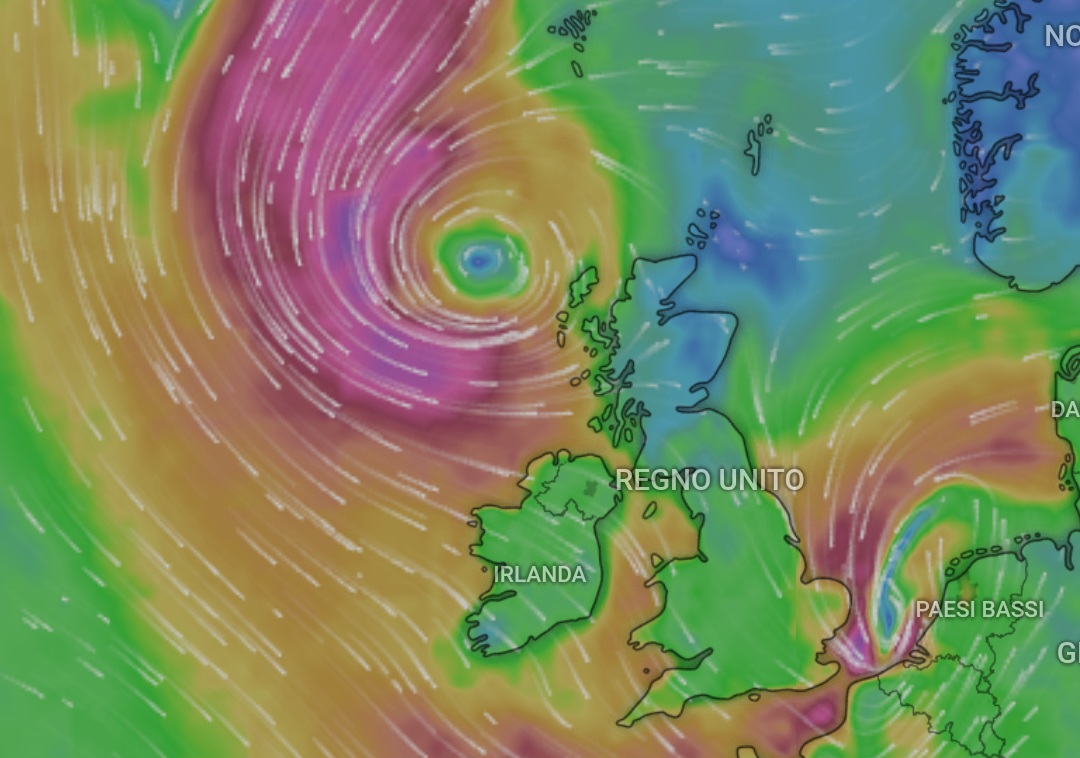 Allerta Meteo, tempesta esplosiva in arrivo su Regno Unito ed Europa occidentale: venti fino a 130 km/h e rischio di gravi disagi