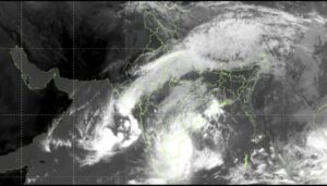 ciclone montha india