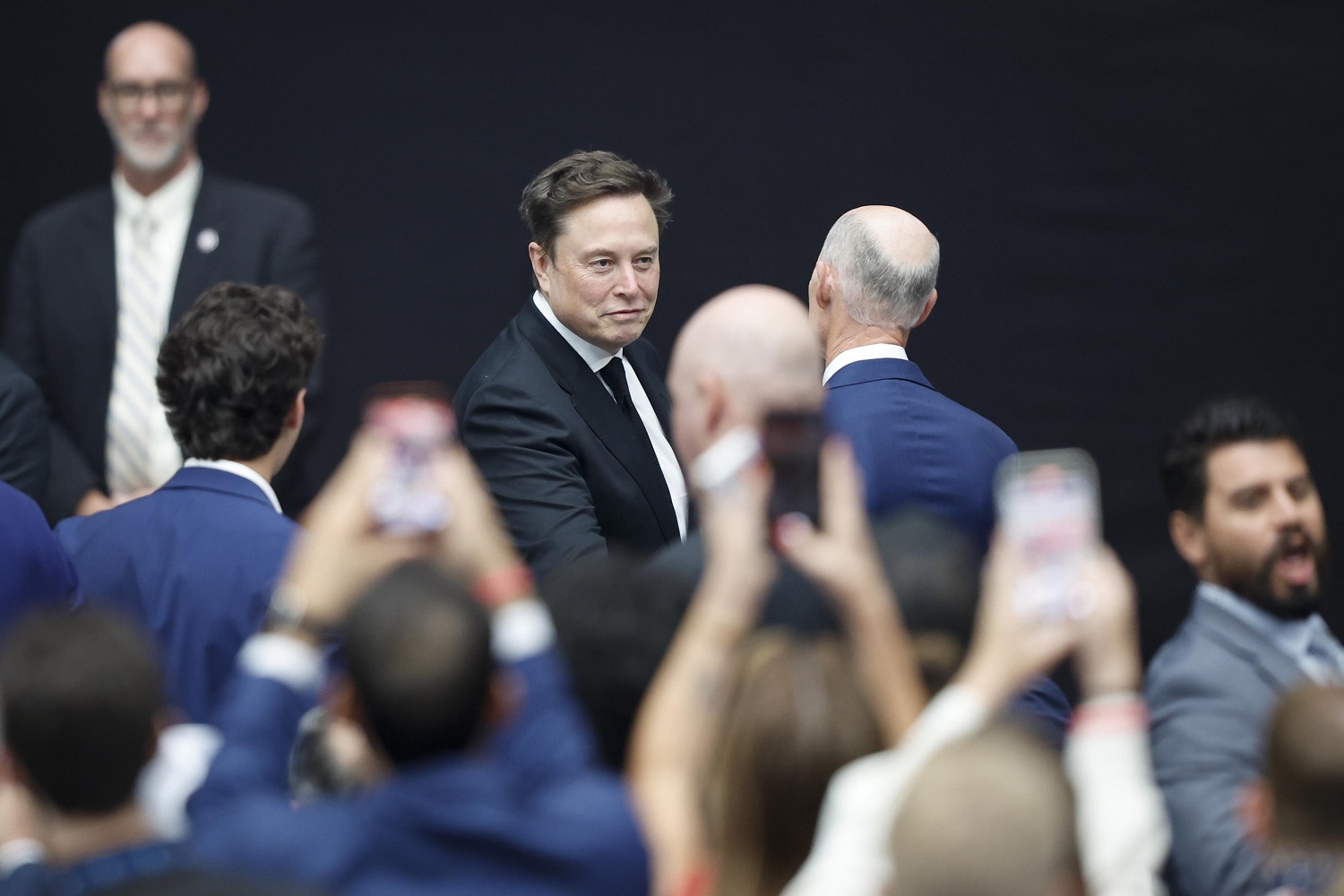 “Sean Dummy”: Elon Musk attacca il capo ad interim della NASA