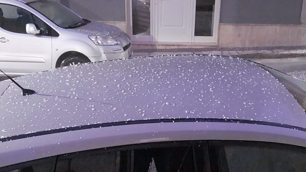 grandine carovigno 2 ottobre 2025