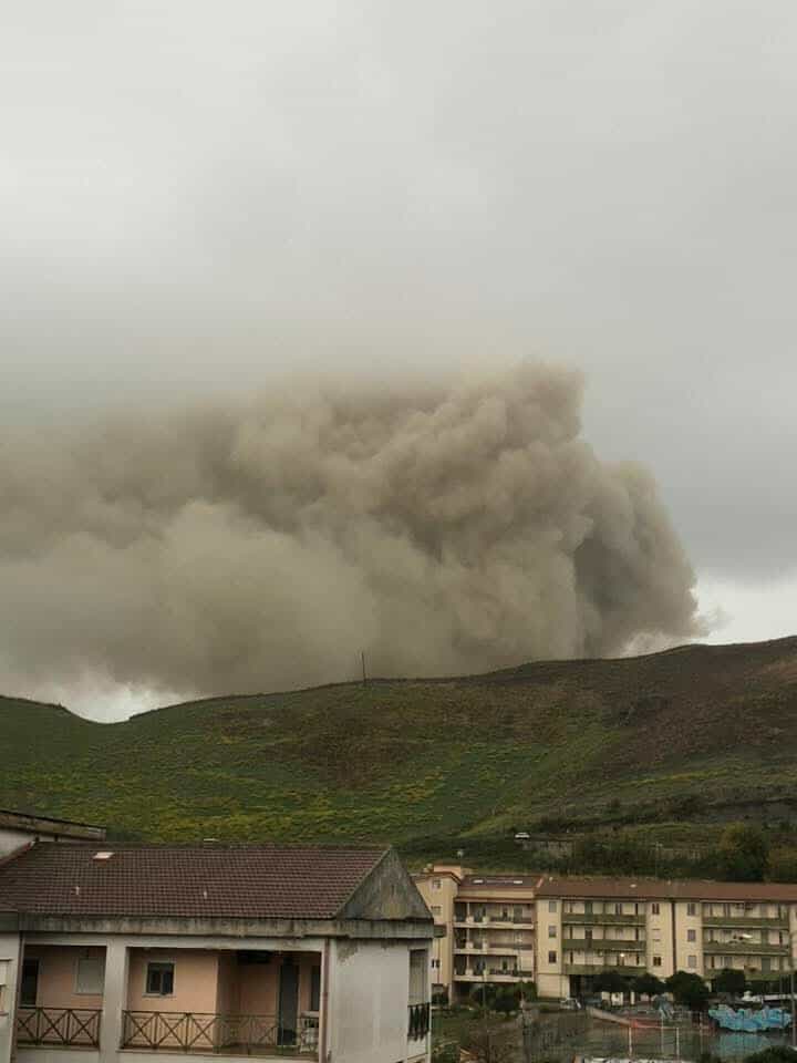 incendio fulmine catanzaro