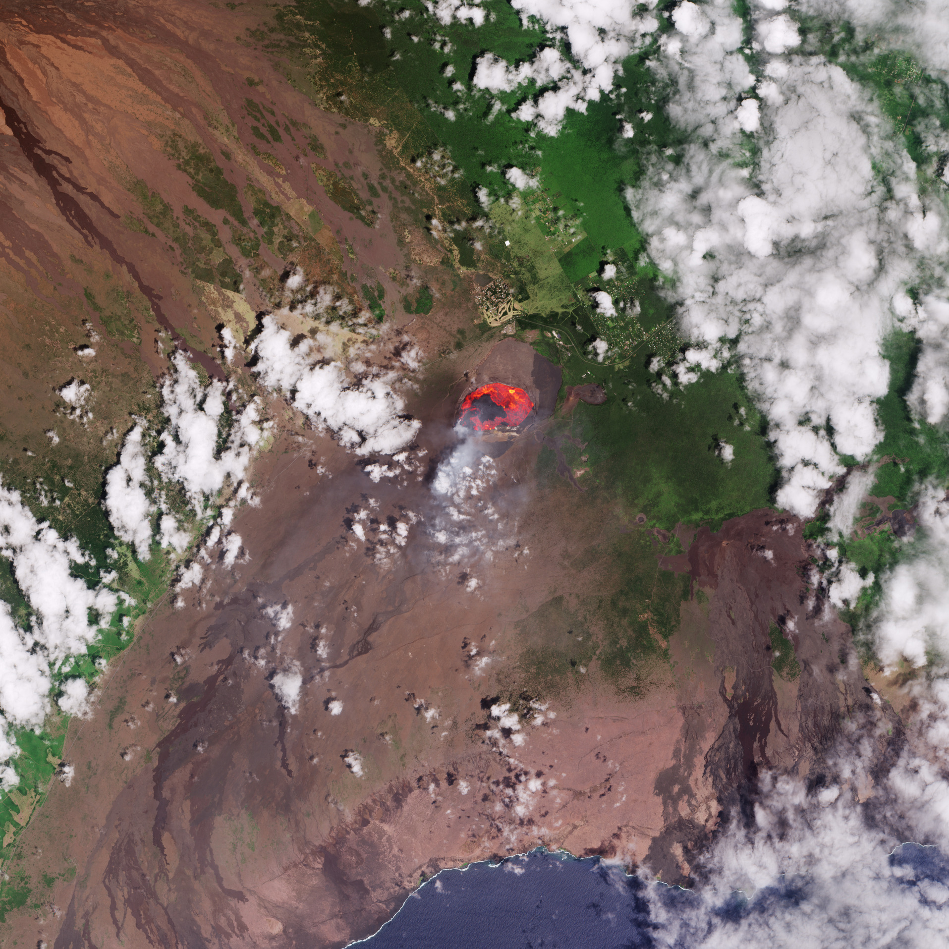 lava lago vulcano esa sentinel