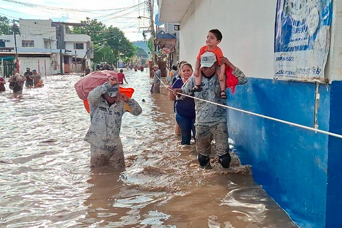 maltempo alluvioni messico