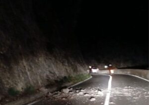 maltempo cetara campania