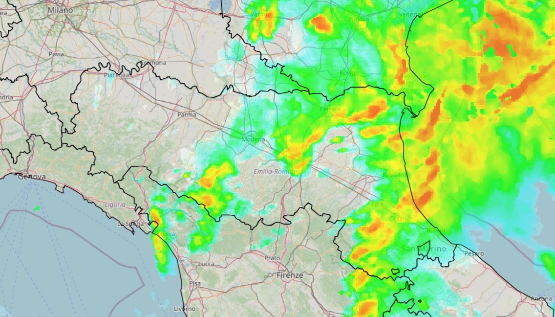 Maltempo Emilia Romagna, forti temporali in atto: corsi d’acqua in deciso aumento