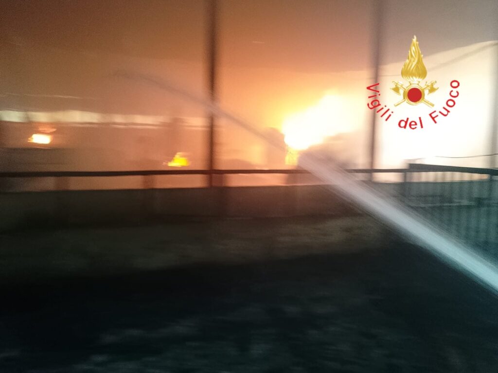 maltempo incendio catanzaro calabria