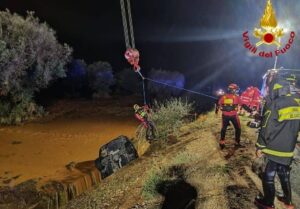 maltempo ostuni recuperata auto disperso