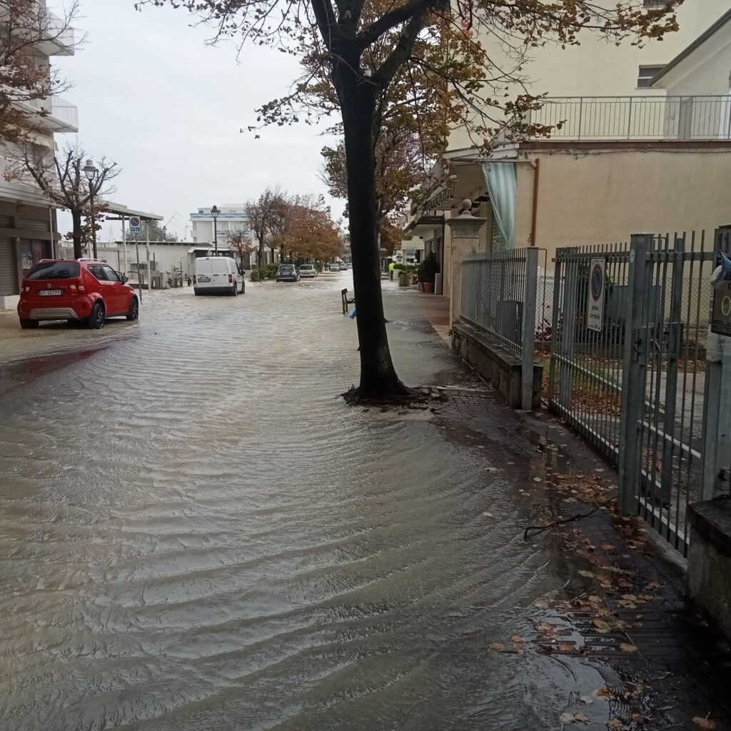 maltempo rimini emilia romagna