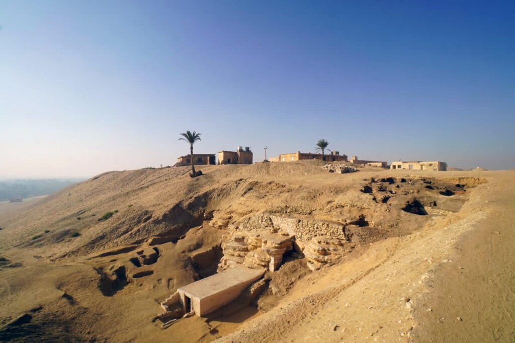 saqqara egitto