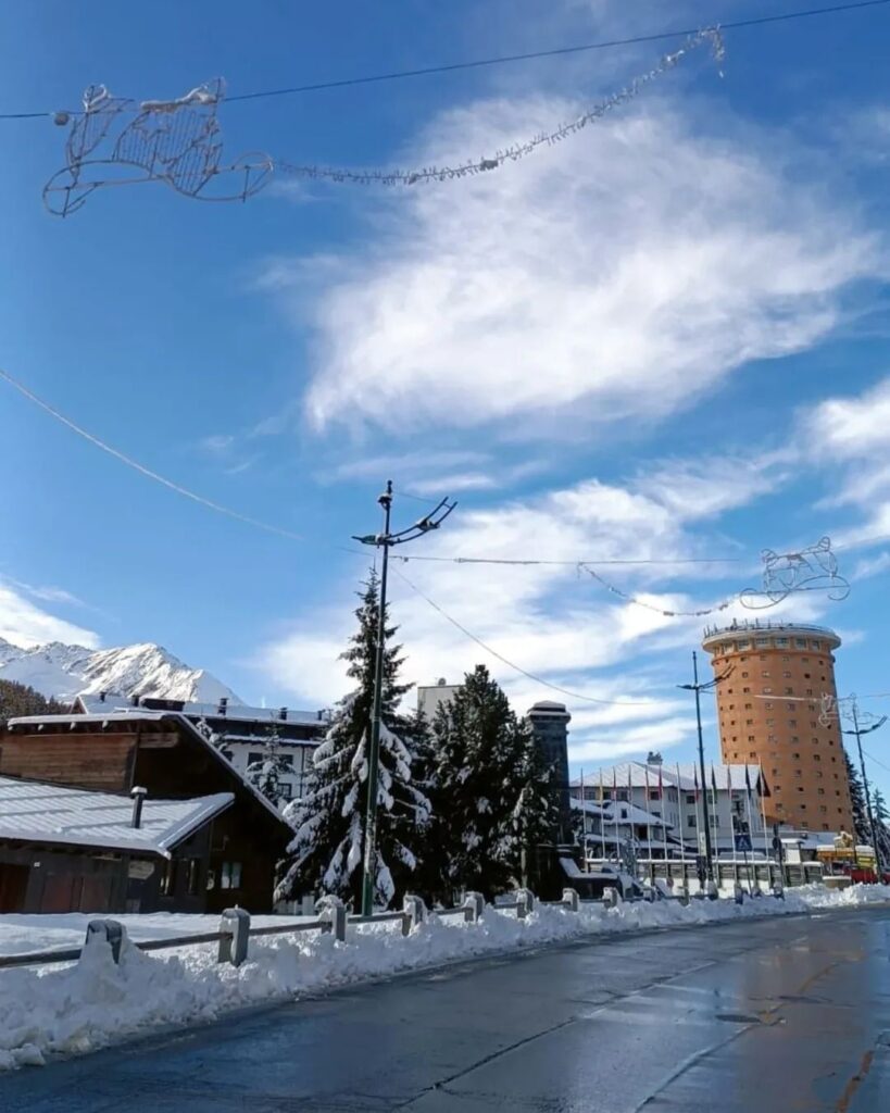 sestriere neve piemonte oggi