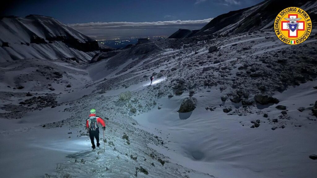 soccorso alpino maiella neve notte
