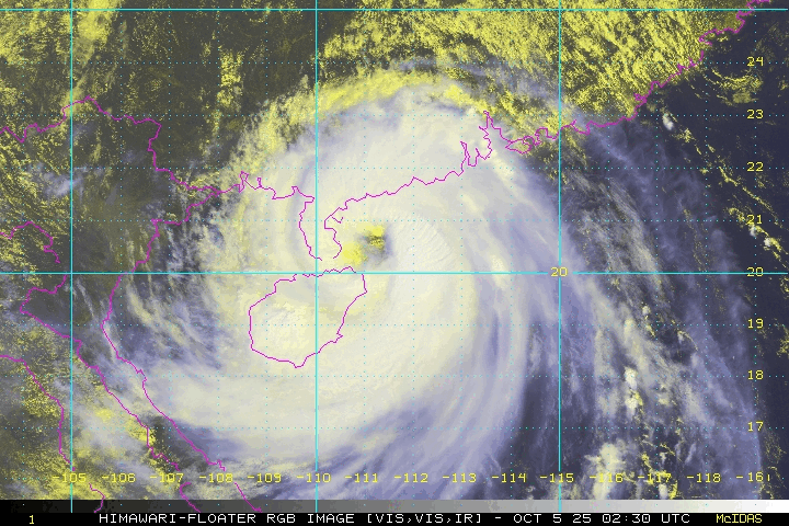 Il Tifone Matmo si rafforza, in Cina evacuate 150mila persone