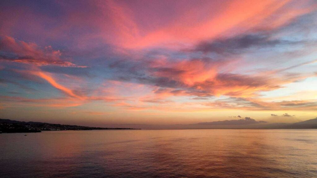 tramonto stretto messina