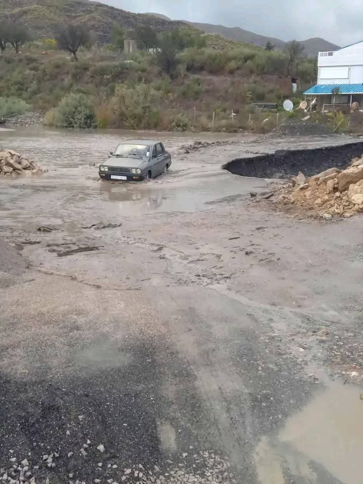 Maltempo Algeria allagamenti