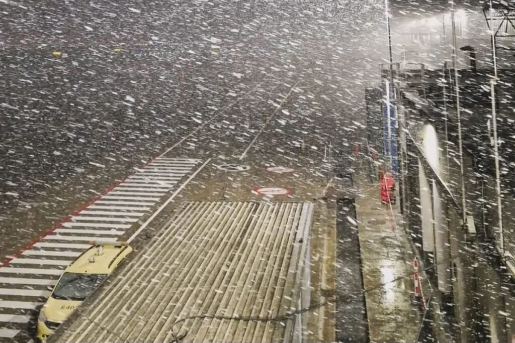 Neve Charleroi Belgio