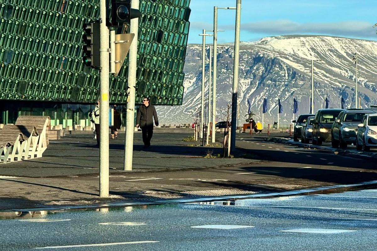 Reykjavík sconvolta dal meteo: da 40 cm di neve al sole primaverile in 72 ore