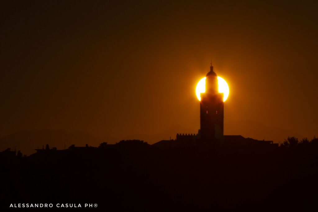 campanile sole cagliari