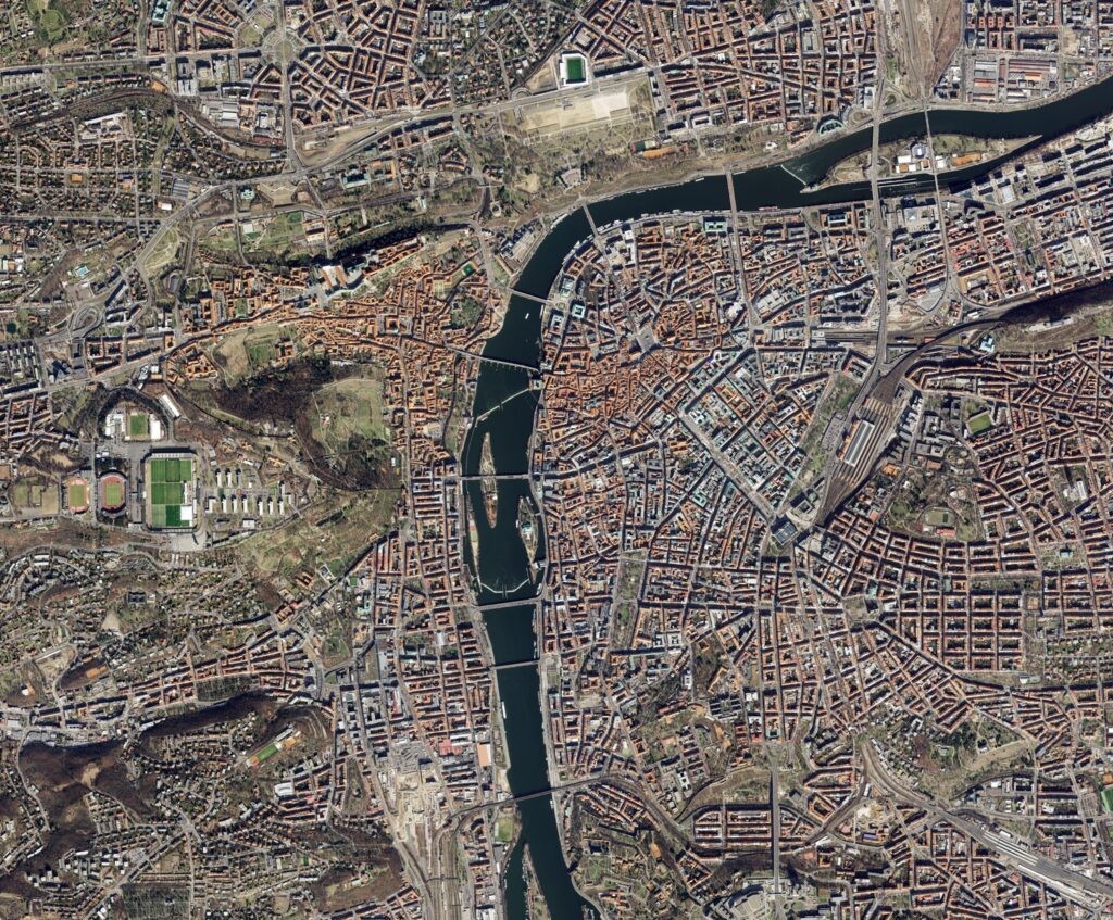esa praga spazio