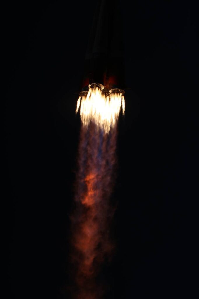 lancio astronauti soyuz iss oggi